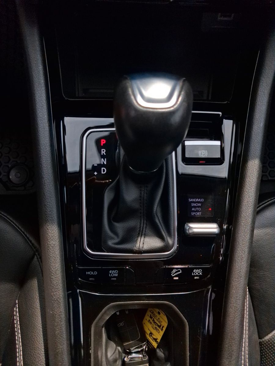 Fahrzeugabbildung Jeep Compass S Plug-In Hybrid 4WD Leder