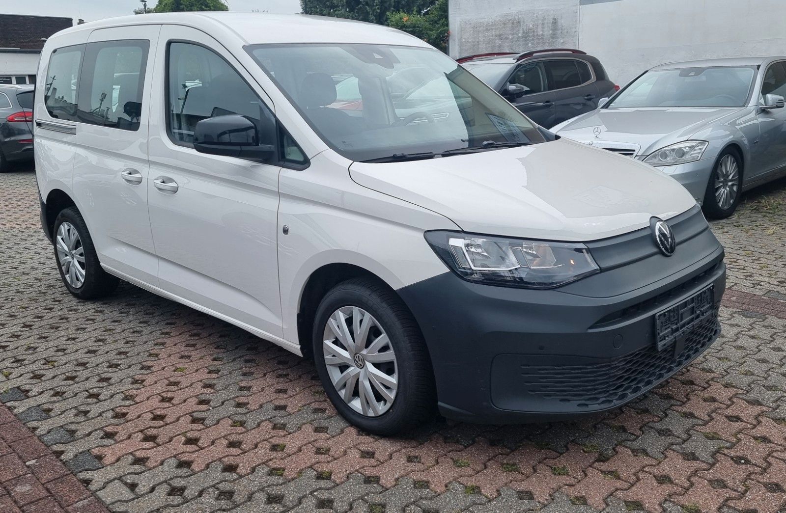 Volkswagen Caddy Basis-1HD-KLIMA-TEMPOMAT-SPURHALTEASSISTEN imagem 3