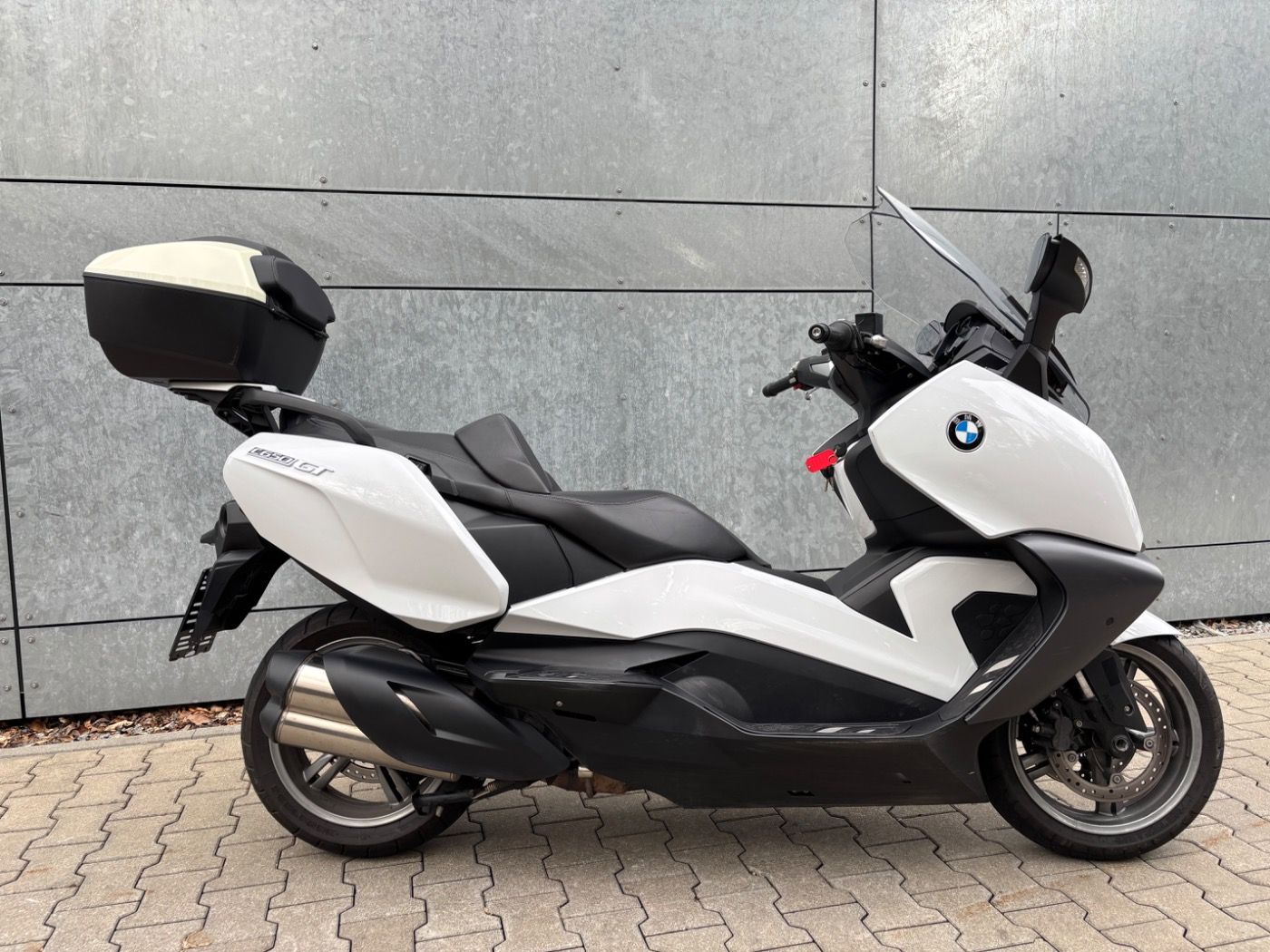 Fahrzeugabbildung BMW C 650 GT Highline-Paket BMW Topcase