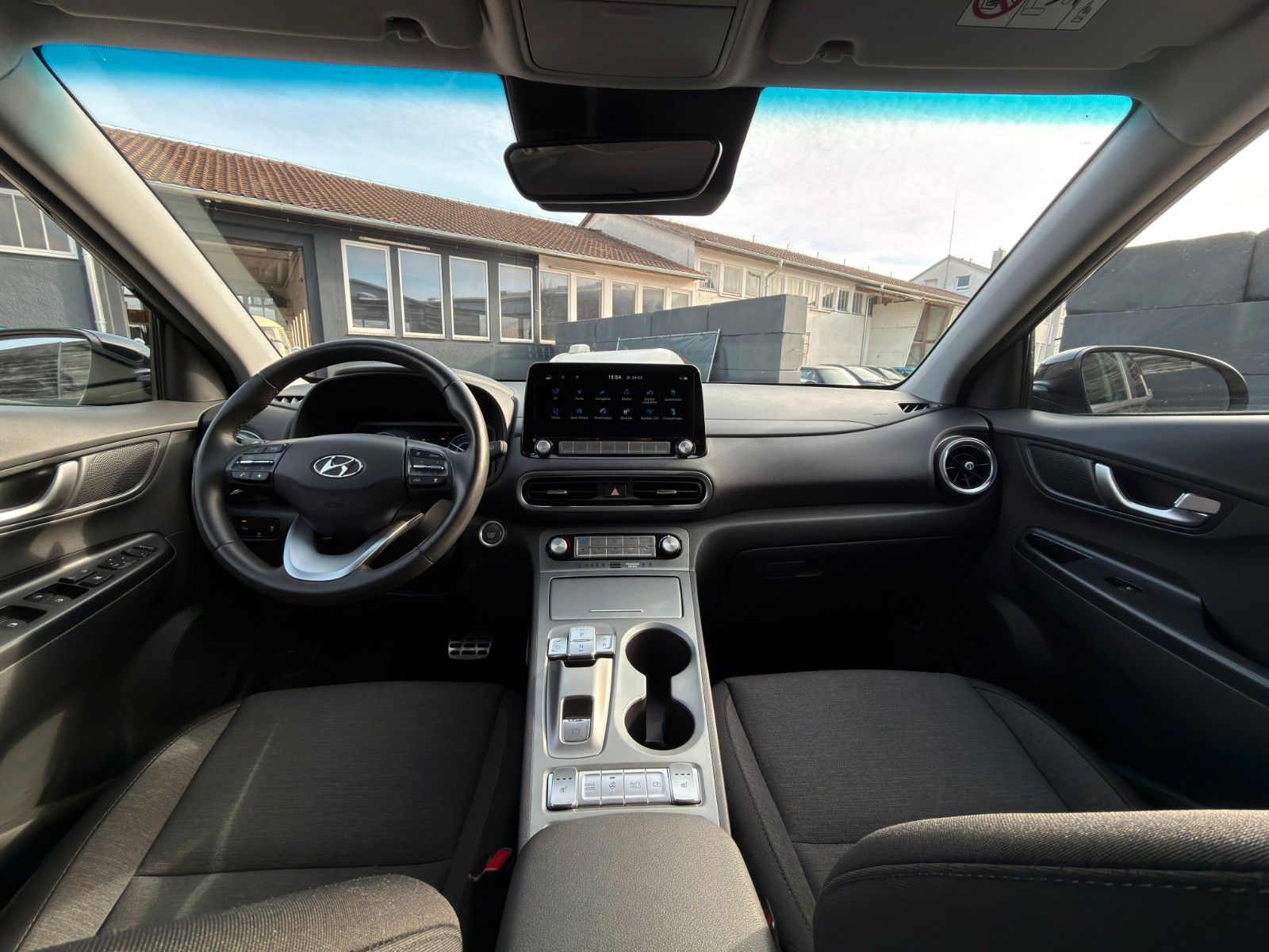 Fahrzeugabbildung Hyundai KONA E Trend KRELL LED NAV CAM ACC PDC CarPlay