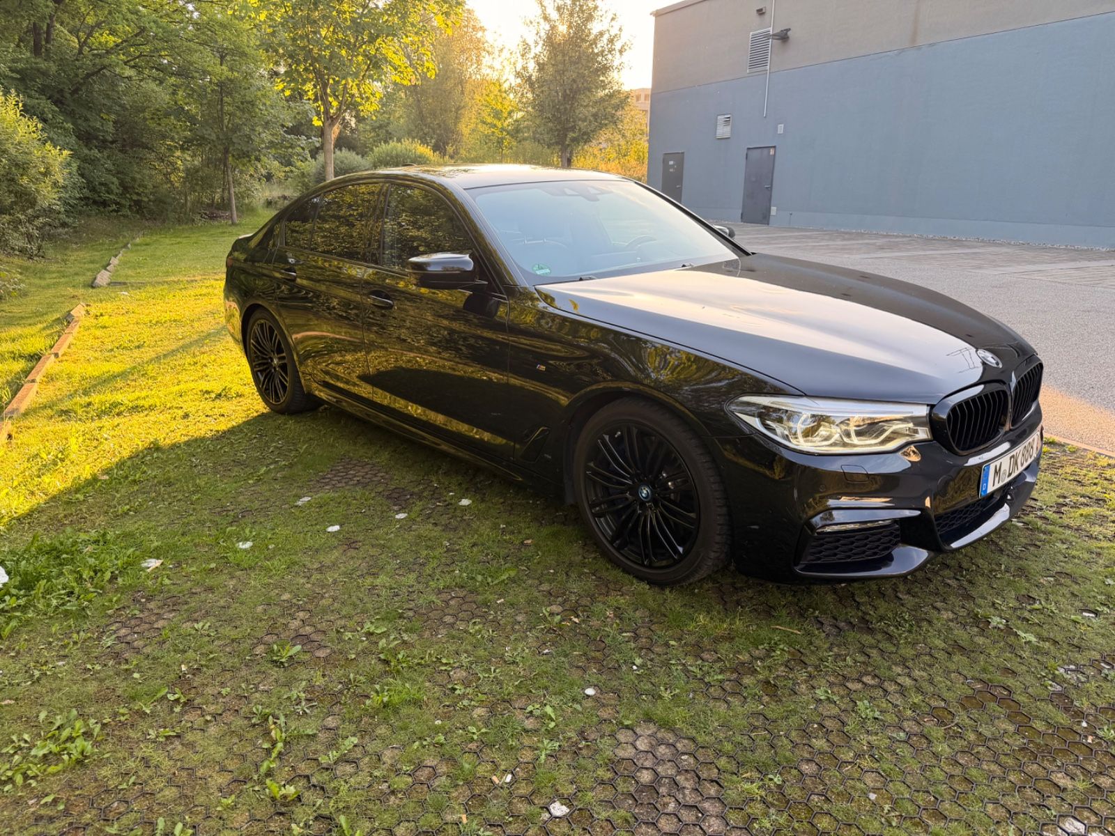 BMW 540d xDrive M-Sportpaket 360Kamera AHK SHD Voll