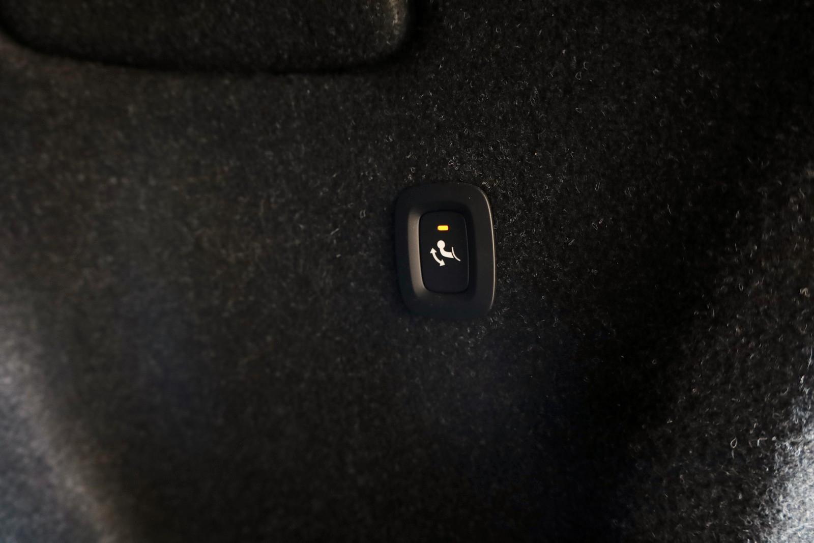 Volvo XC40 Core Recharge,Leder,Navi,LED,SH,Kamera,AHK