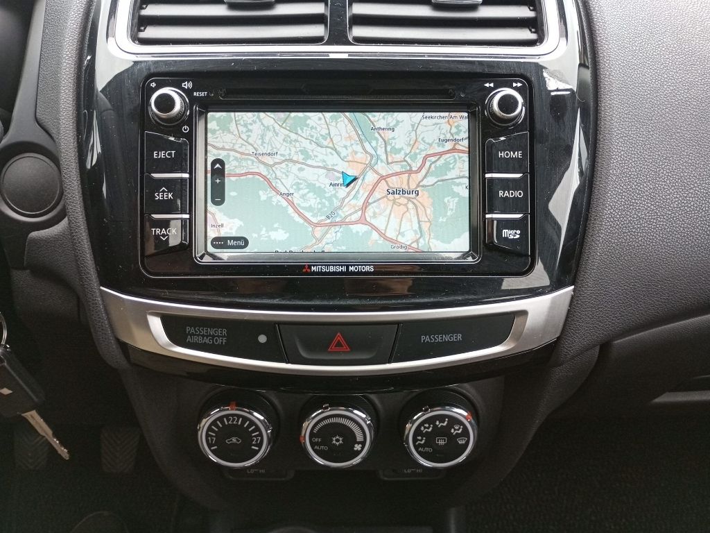 Fahrzeugabbildung Mitsubishi ASX 1.6 Edition 100 mit Smart Link Navigation