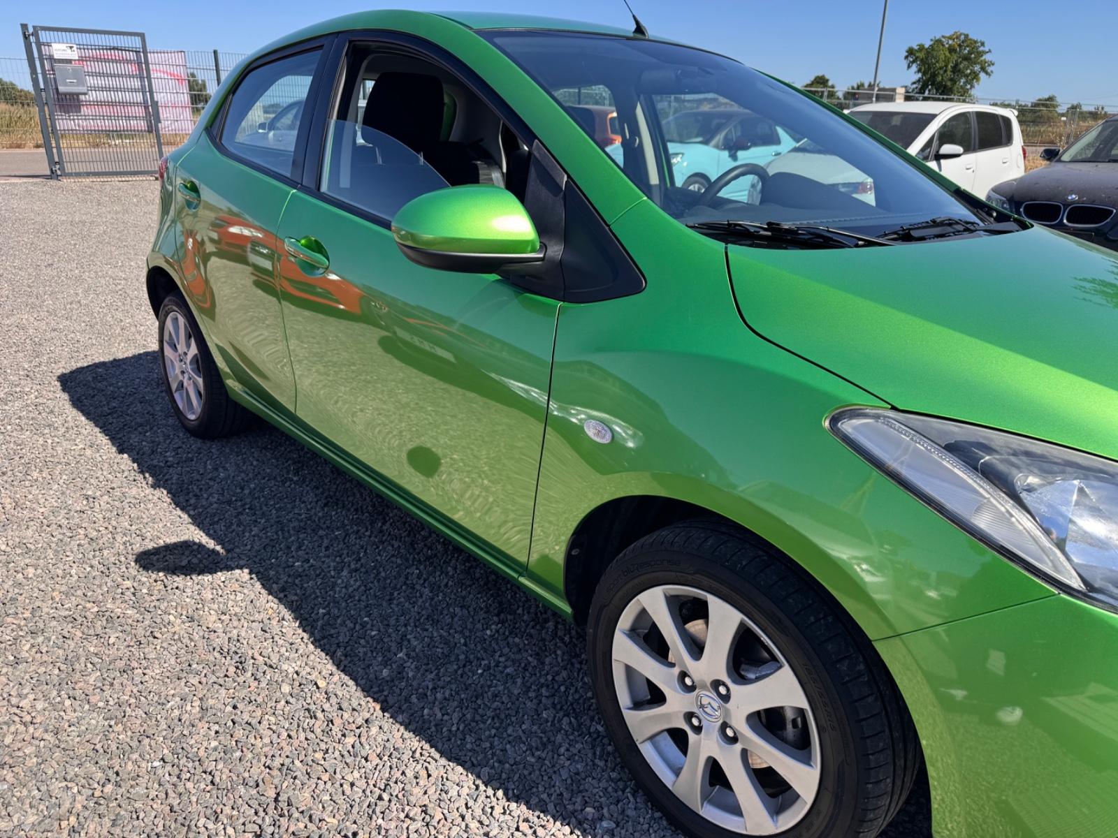 Mazda 2 Independence /Scheckheft/Klima
