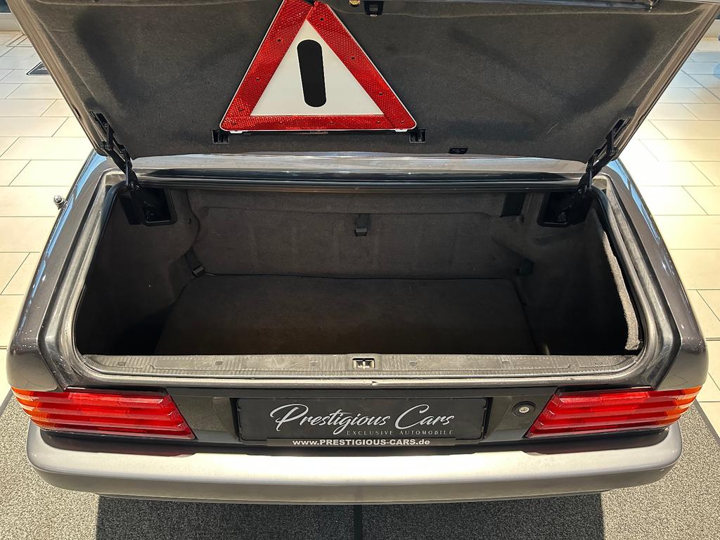 Mercedes-Benz SL 300