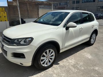 Volkswagen Touareg - 4