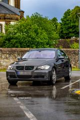 BMW E90 325i - BMW 325 aus 2005: 325i