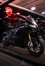 Ducati Panigale V4S Dry Black 2025 - Trockenkupplung - Offers