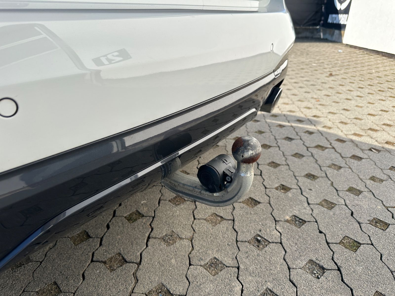 Fahrzeugabbildung BMW X3 xDrive30e M-Sport/Navi/Head-Up/LED/AHK