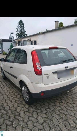 Ford Fiesta 1,3 TÜV