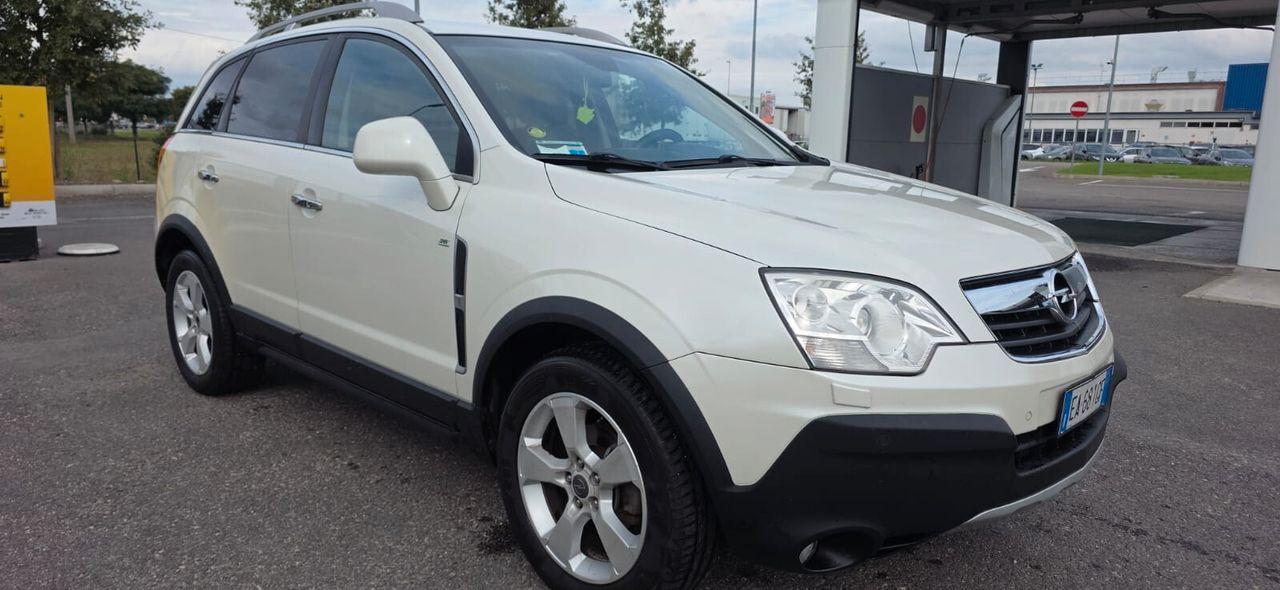 Opel Antara 2010 — interior