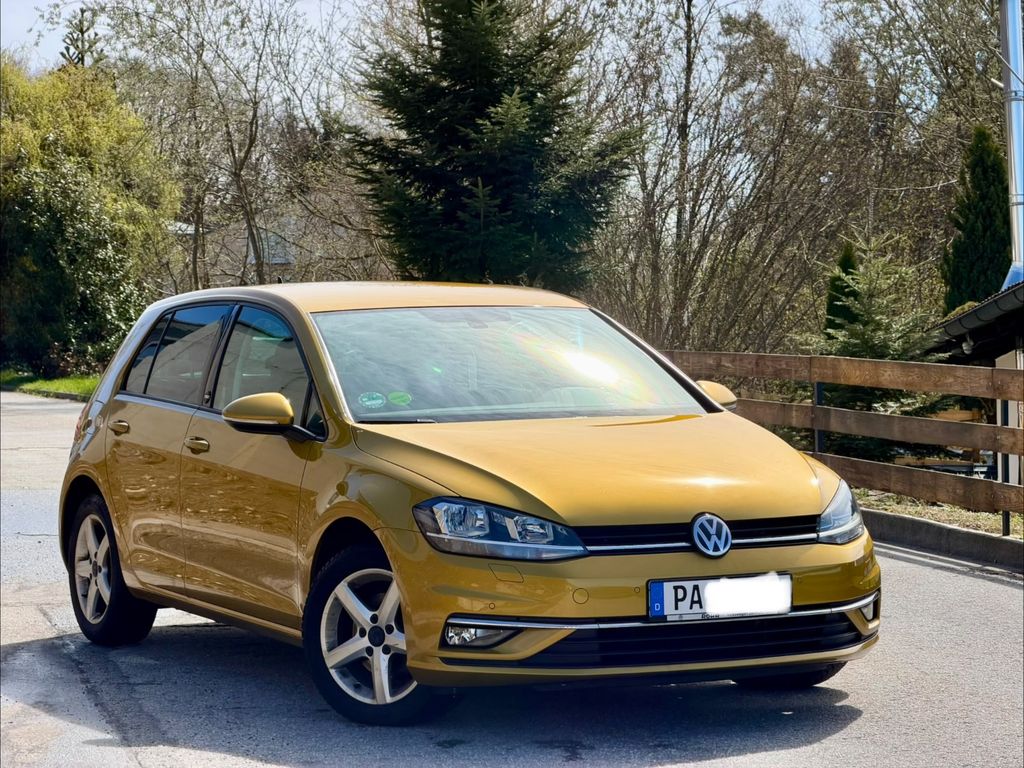 Image of Volkswagen Golf