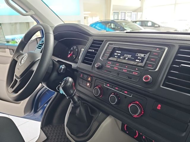Fahrzeugabbildung Volkswagen T6 Transporter Kombi LR 2.0 TDI AHV KLIMA 9-SITZ