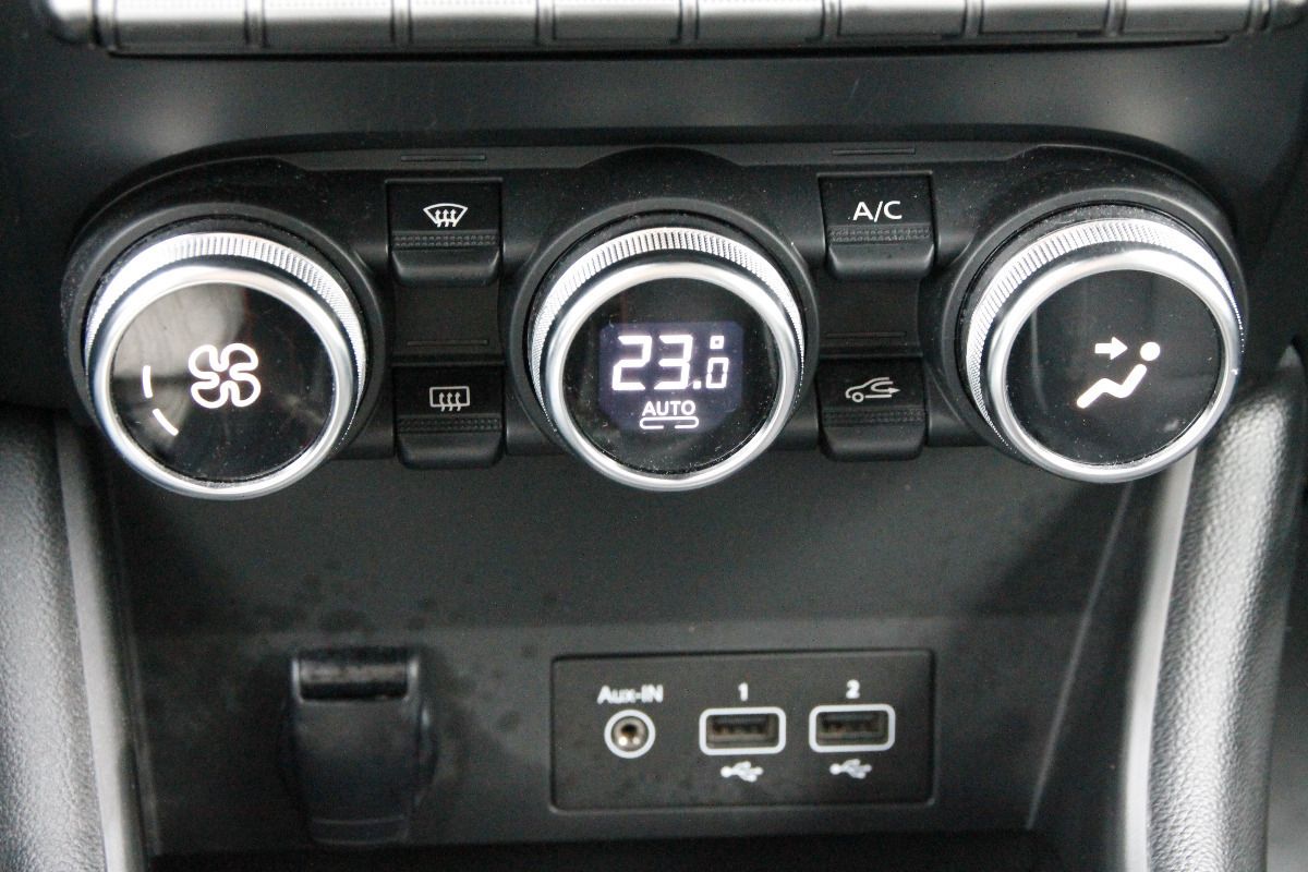 Fahrzeugabbildung Renault Captur INTENS TCe 100