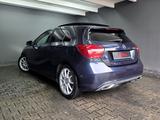 Mercedes-Benz A 200d 4MATIC, PANO, LED, R-KAMERA, CARPLAY - Mercedes-Benz A 200 mit Diesel-Antrieb