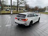 BMW 318i Touring M Sport Navi HUD LED AHK VIRT BT - BMW 318 von privat