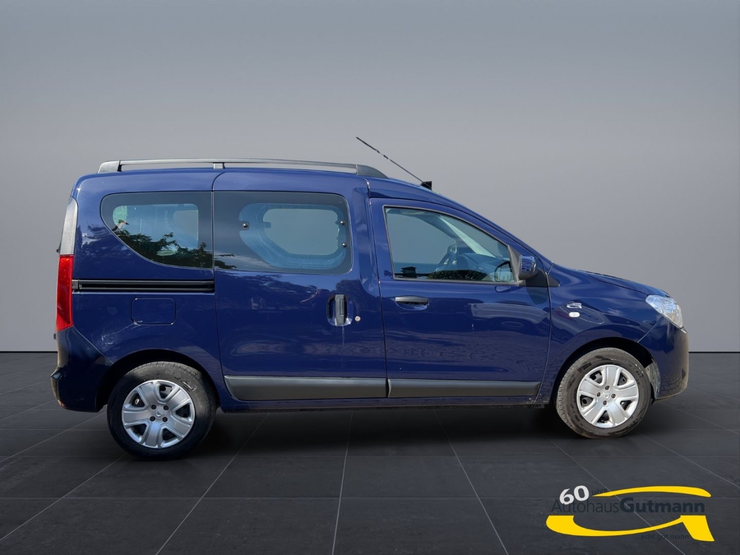 Fahrzeugabbildung Dacia Dokker Comfort 1.2 TCe 115 Navi Klima SHZ Temp T