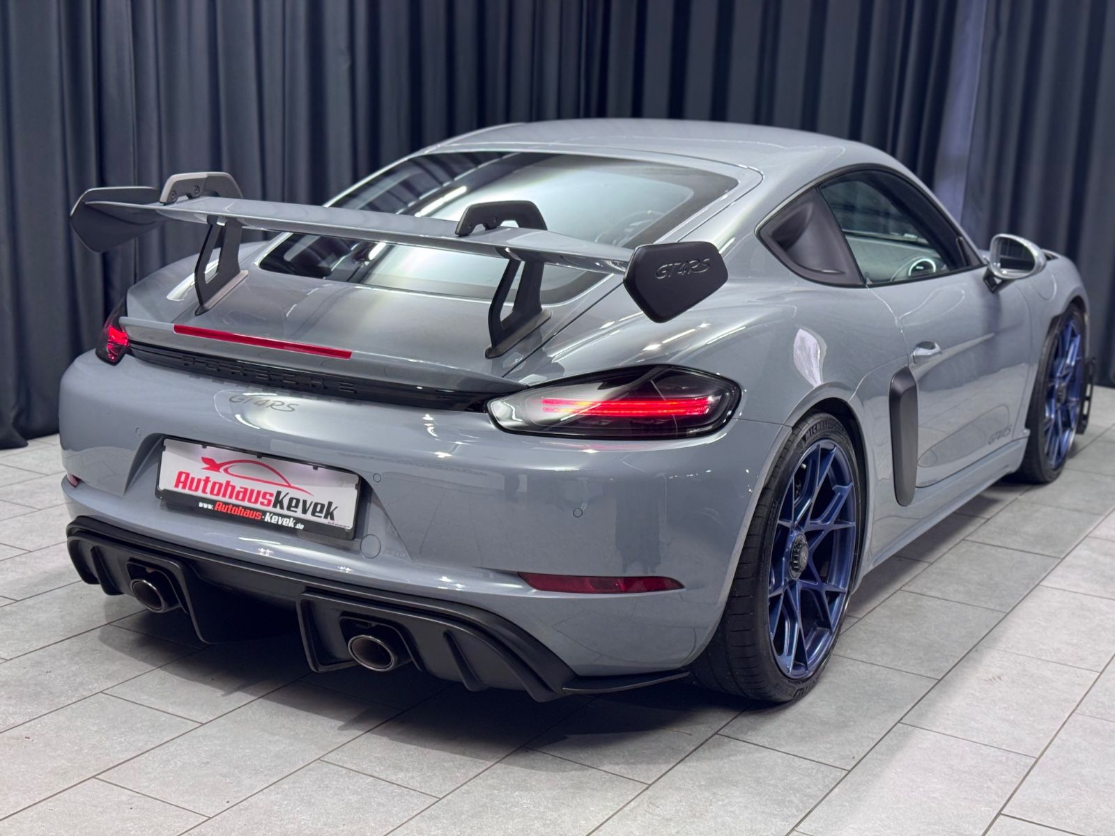 Fahrzeugabbildung Porsche Cayman GT4 RS |CLUBSPORT-PAKET|SPORT-CHRONO|