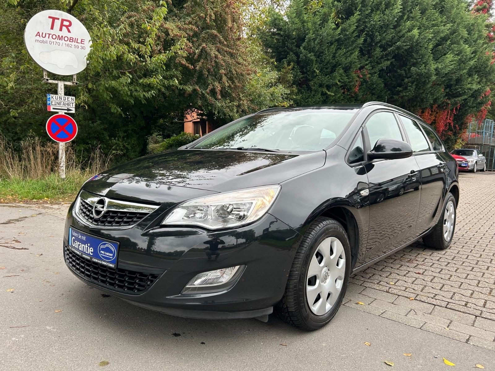 Opel Astra J Sports Tourer Selection