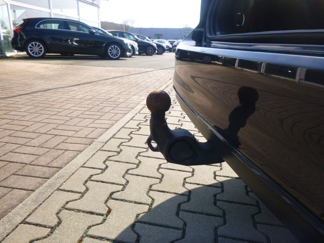 Fahrzeugabbildung Volkswagen Passat Variant 2.0 TDI, Business>AUT/AHK/LED/360