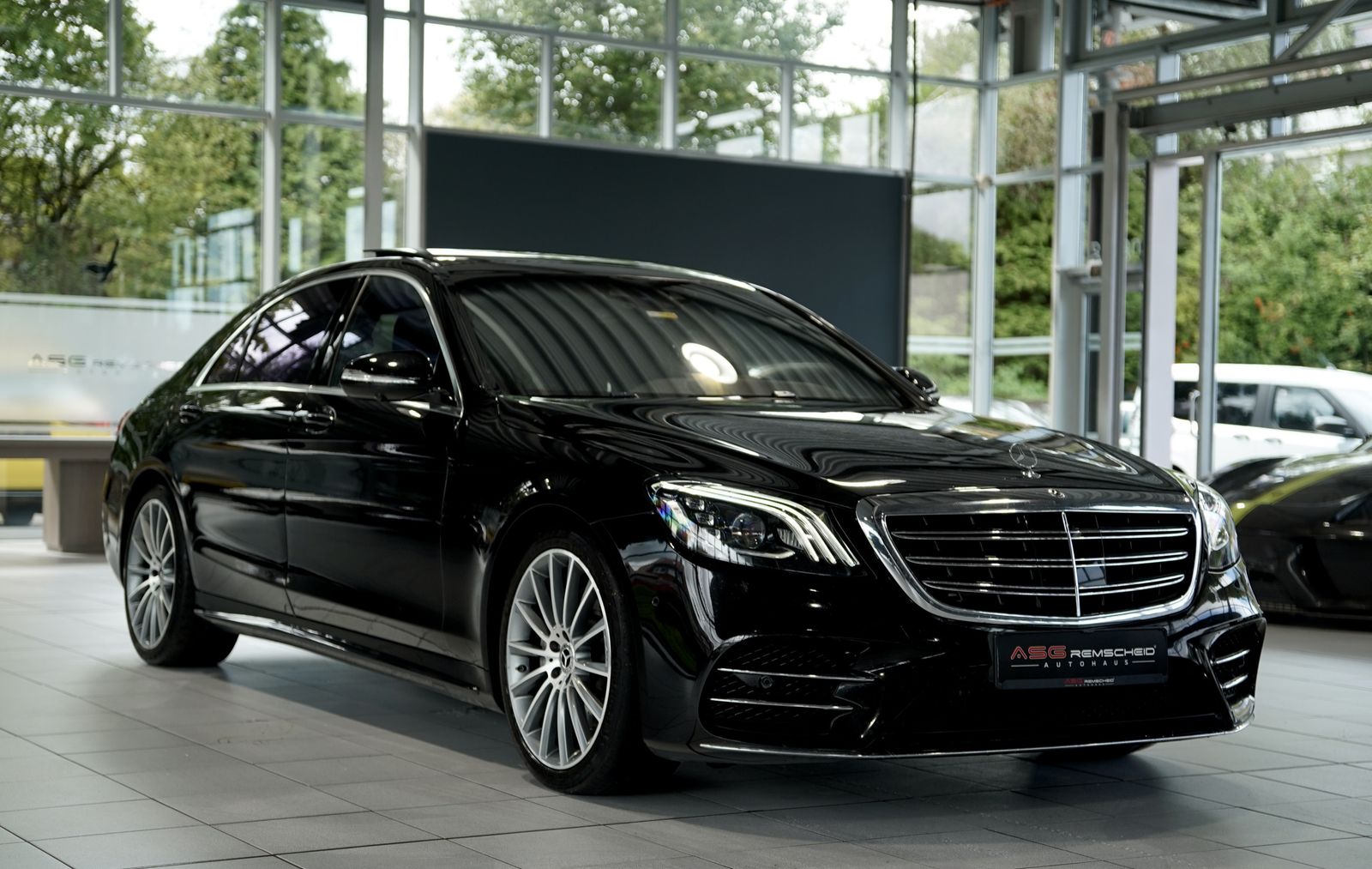 Mercedes Benz S 560