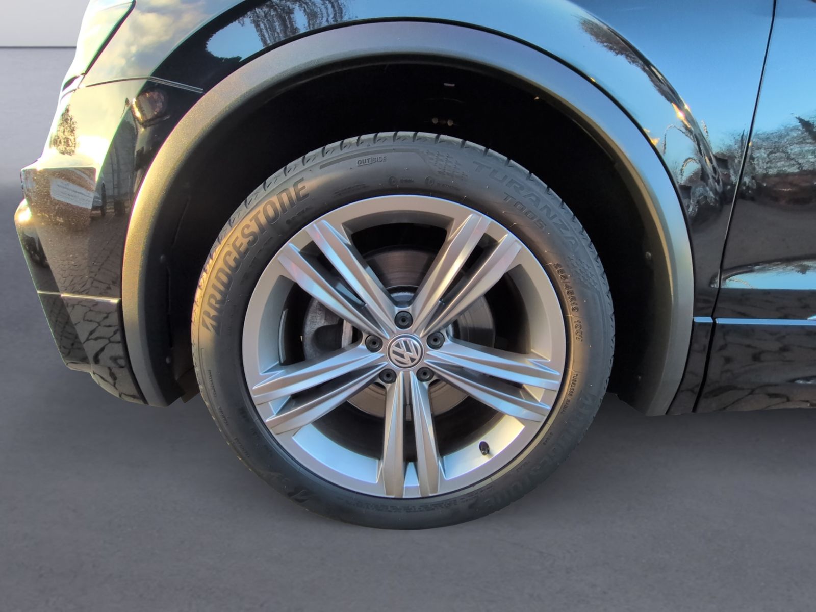 Tiguan 2.0 TSI DSG 4M R Line AHK/HEAD-UP