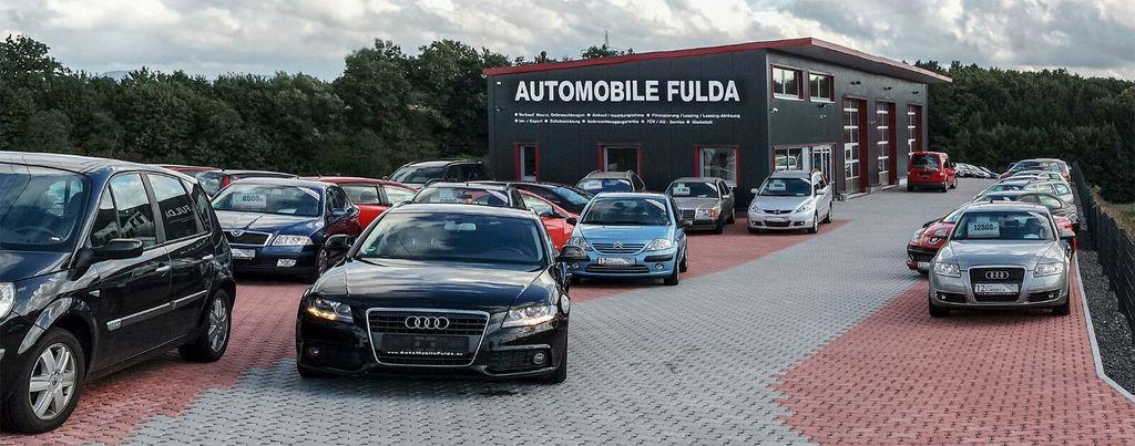 showroom-image-top