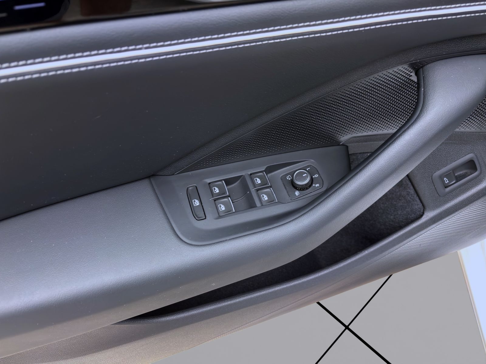 Volkswagen Passat Variant - Bild 11