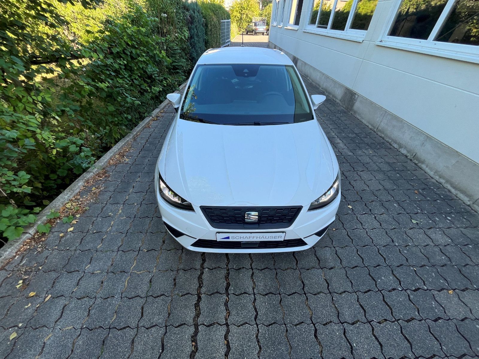 Fahrzeugabbildung SEAT Ibiza 1,0 TSI SHZ PDC LED ALU PDC FULL LINK MFL