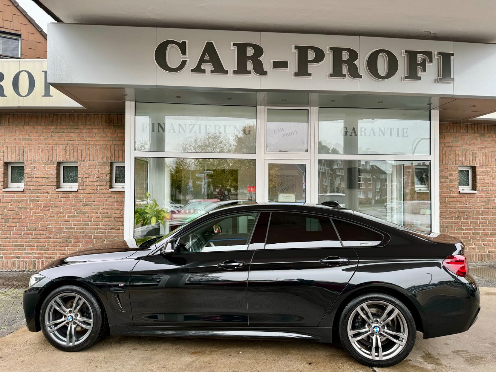 Fahrzeugabbildung BMW 420 Gran Coupé Autom. M Sport Navi/LED/ab 4,44%