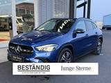 Mercedes-Benz GLA 180 PROGRESSIVE+STAND-HZ+AHK+NIGHT+TOT-WNKL+ - blaue Mercedes-Benz GLA 180