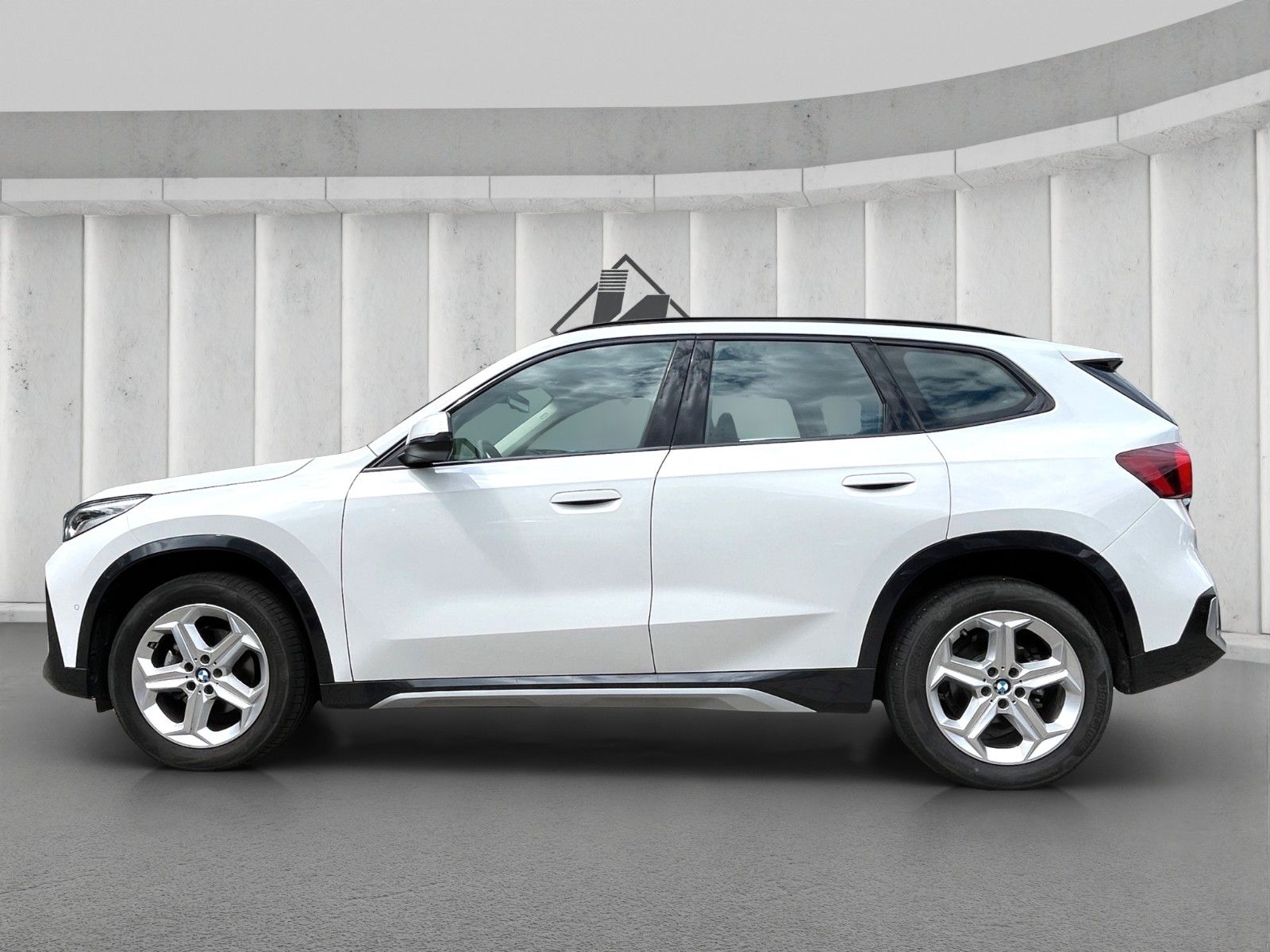 Fahrzeugabbildung BMW X1 Shadow-Line*XLine*NAVI*PDC*KAMERA*u.v.m**