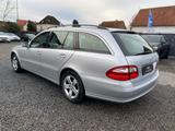Mercedes-Benz E 200 T Kompressor Elegance SHD SItzheizung PDC - Mercedes-Benz E 200 aus 2005: Kompressor