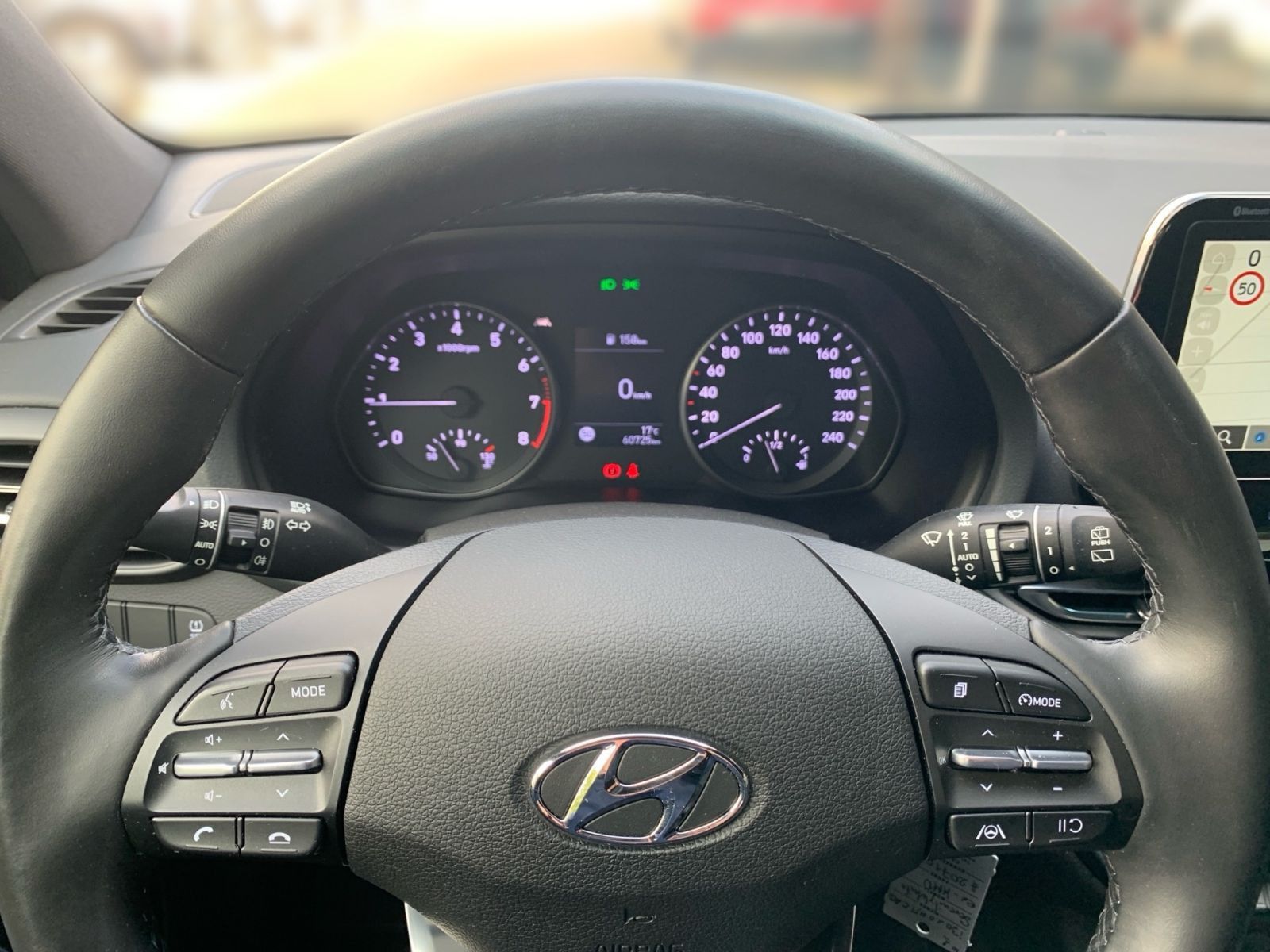 Fahrzeugabbildung Hyundai i30 1.0 T-GDI Connect & Go Navi LED