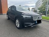 Volvo XC90 D5 AWD Geartronic Inscription Voll 7 Sitzer - Volvo Gebrauchtwagen in Esslingen