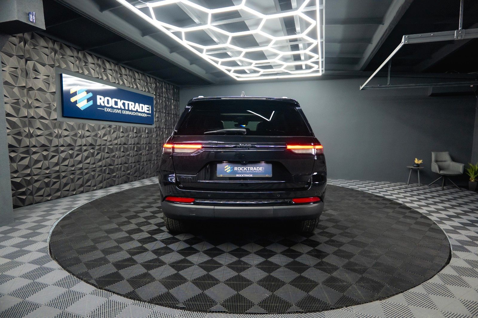 Fahrzeugabbildung Jeep Grand Cherokee 3.6 4x4 Altitude *ACC*Pano*LED*