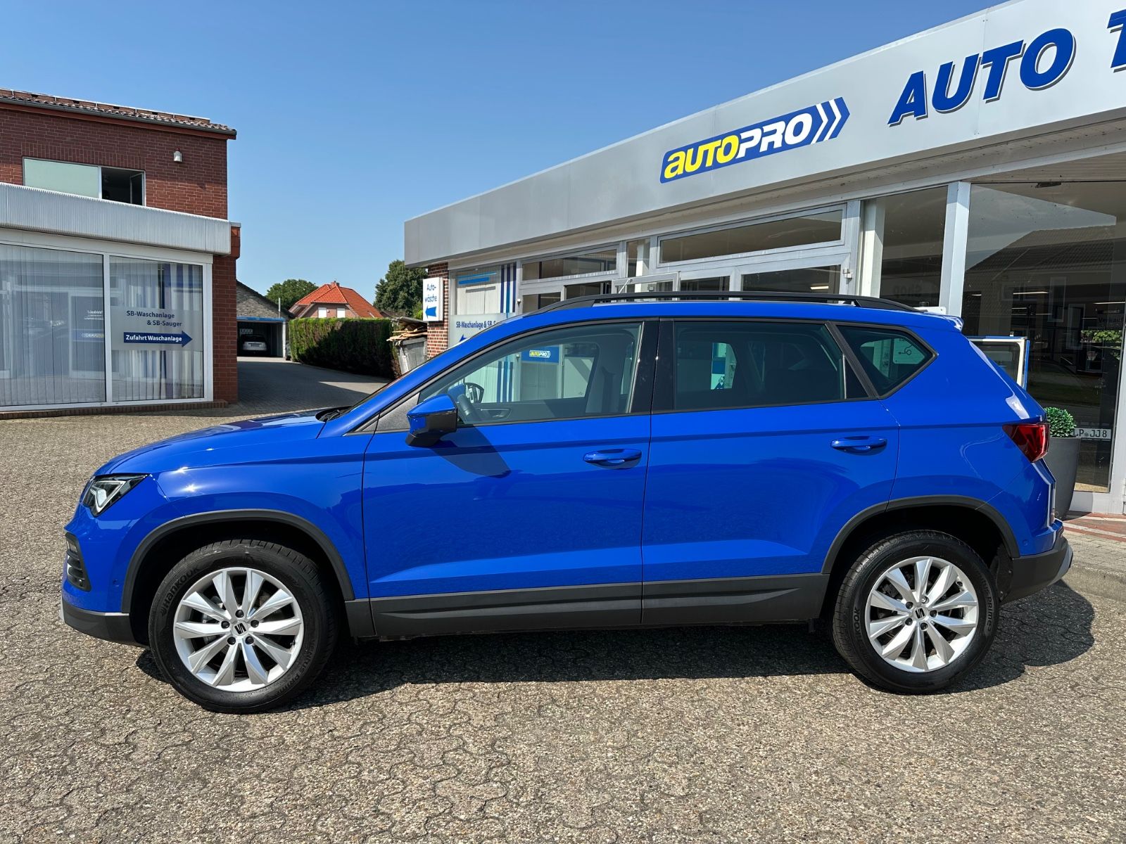 Fahrzeugabbildung SEAT Ateca 1.5 TSI Style DSG Navi/ACC/LED/Shzg./17´´