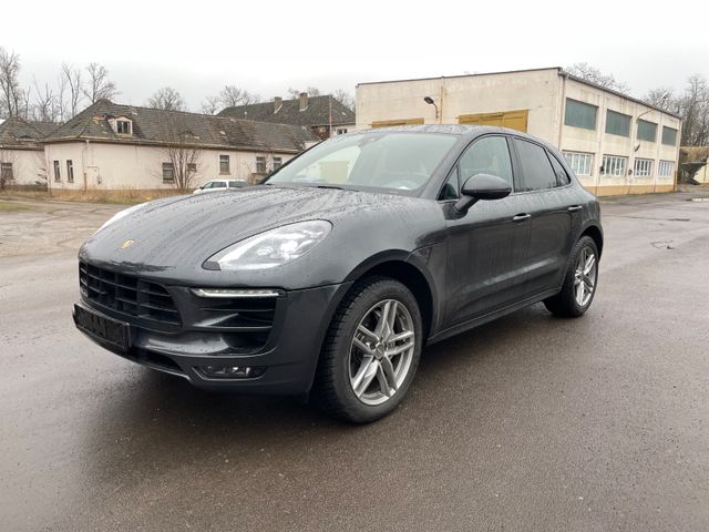 Porsche Macan S Diesel 1. Hand MwSt Chrono LED AHK Luft