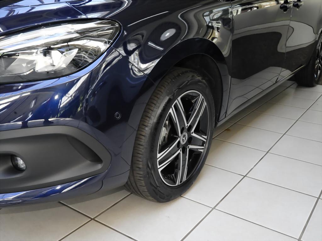 Mercedes-Benz T 180 PROGRESSIVE MBUX KAMERA 7 SITZE KLIMAAUTO