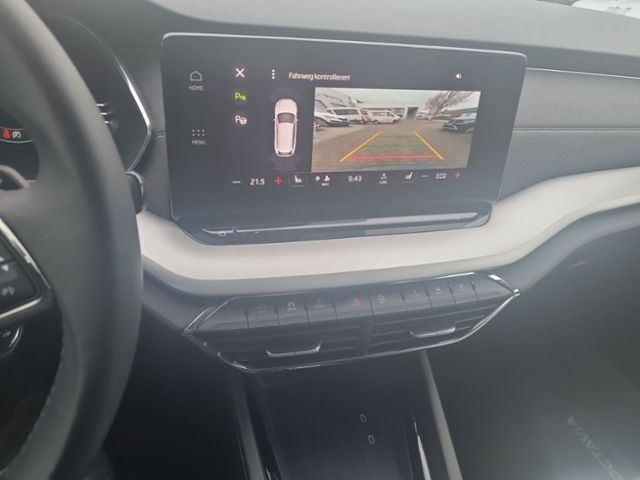 Fahrzeugabbildung SKODA Octavia Combi 1.4 TSI DSG iV. Style NAVI PLA MAT