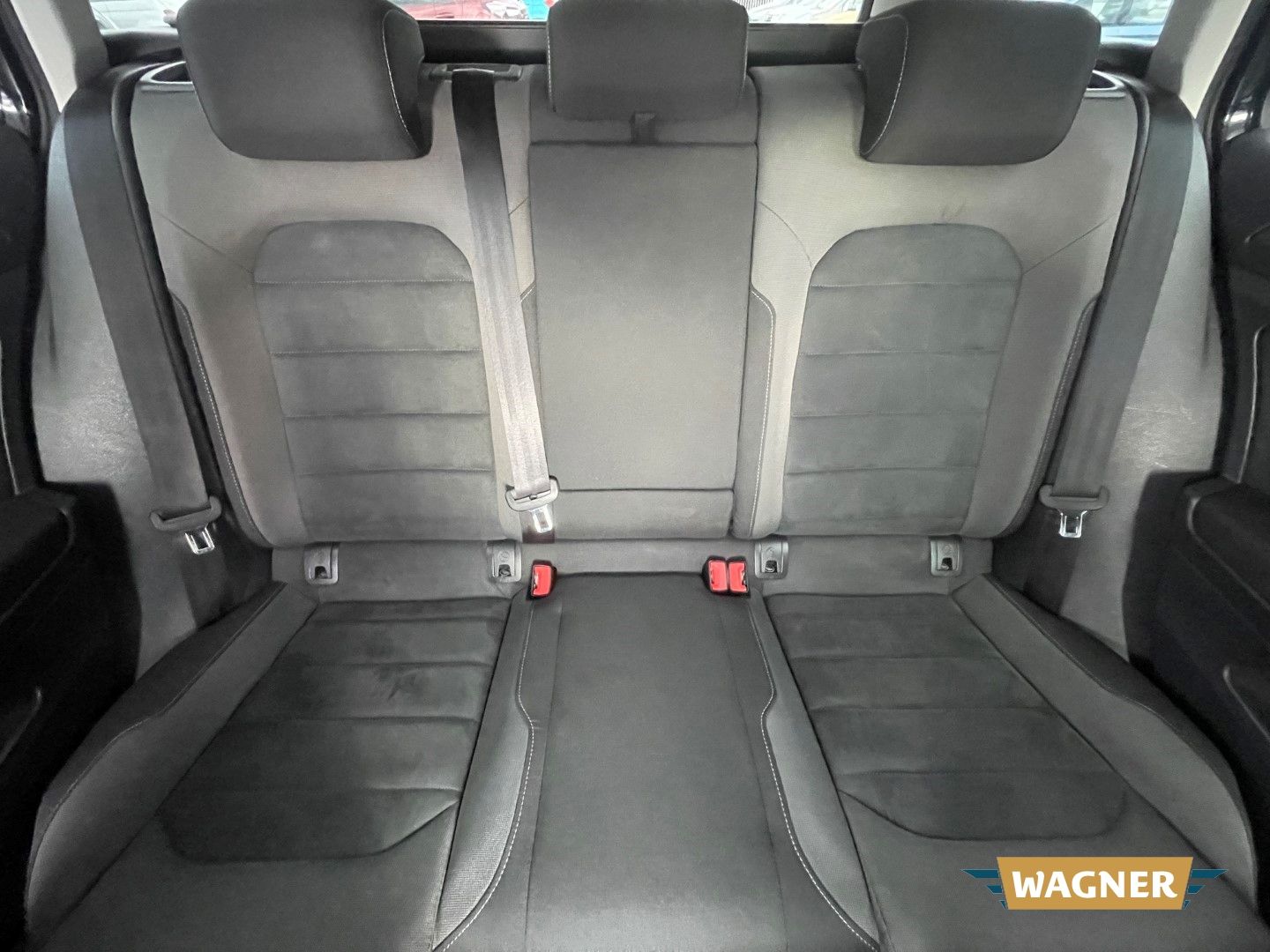 Fahrzeugabbildung Volkswagen Golf VII Variant Comfortline BMT Start-Stop
