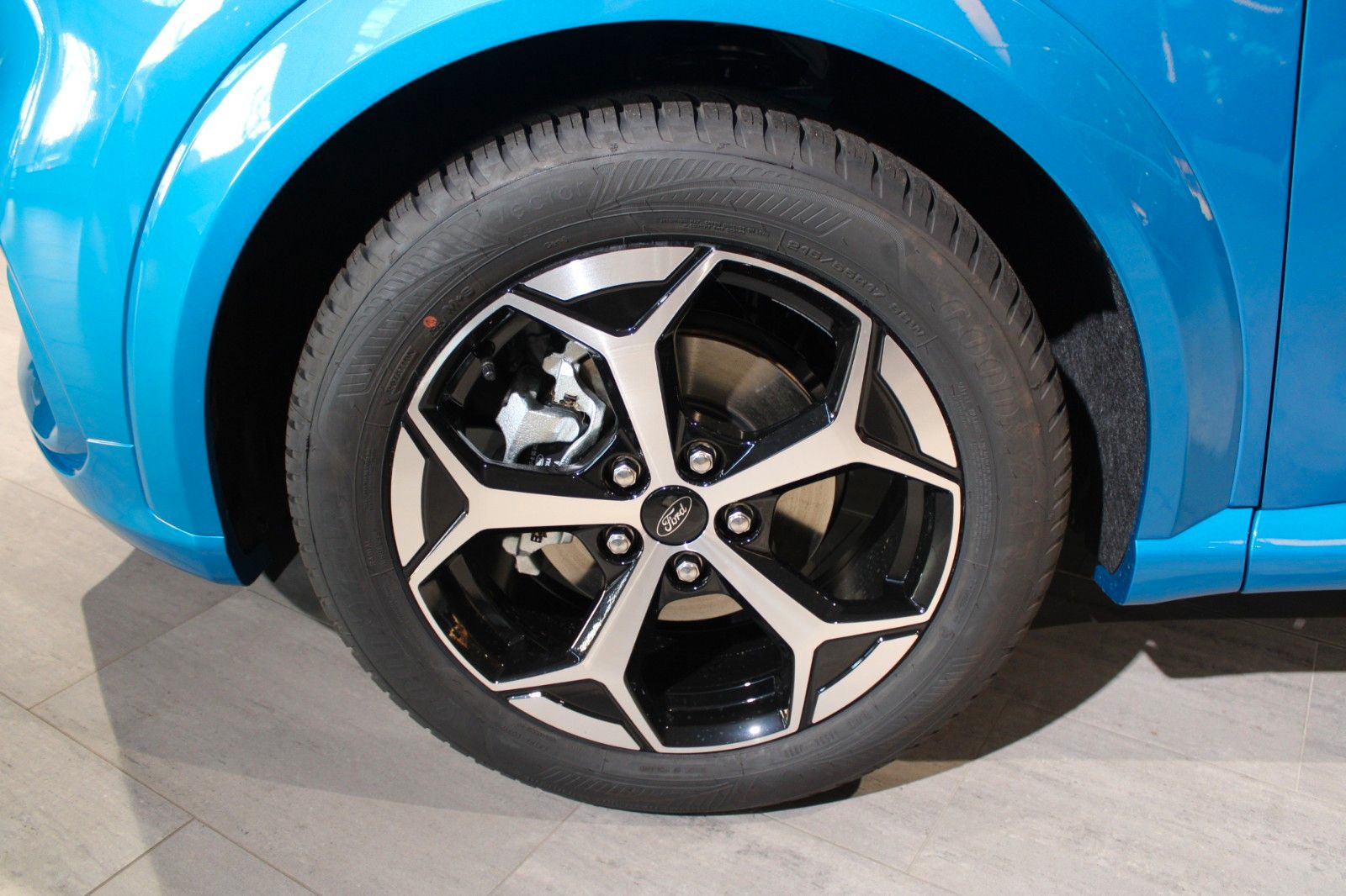 Fahrzeugabbildung Ford Puma 1.0 EcoBoost Hybrid ST-Line Automatik + GJR