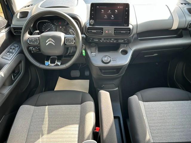 Citroën Berlingo Feel M/AHK/LED/Kamera/Panorama/Alu/PDC