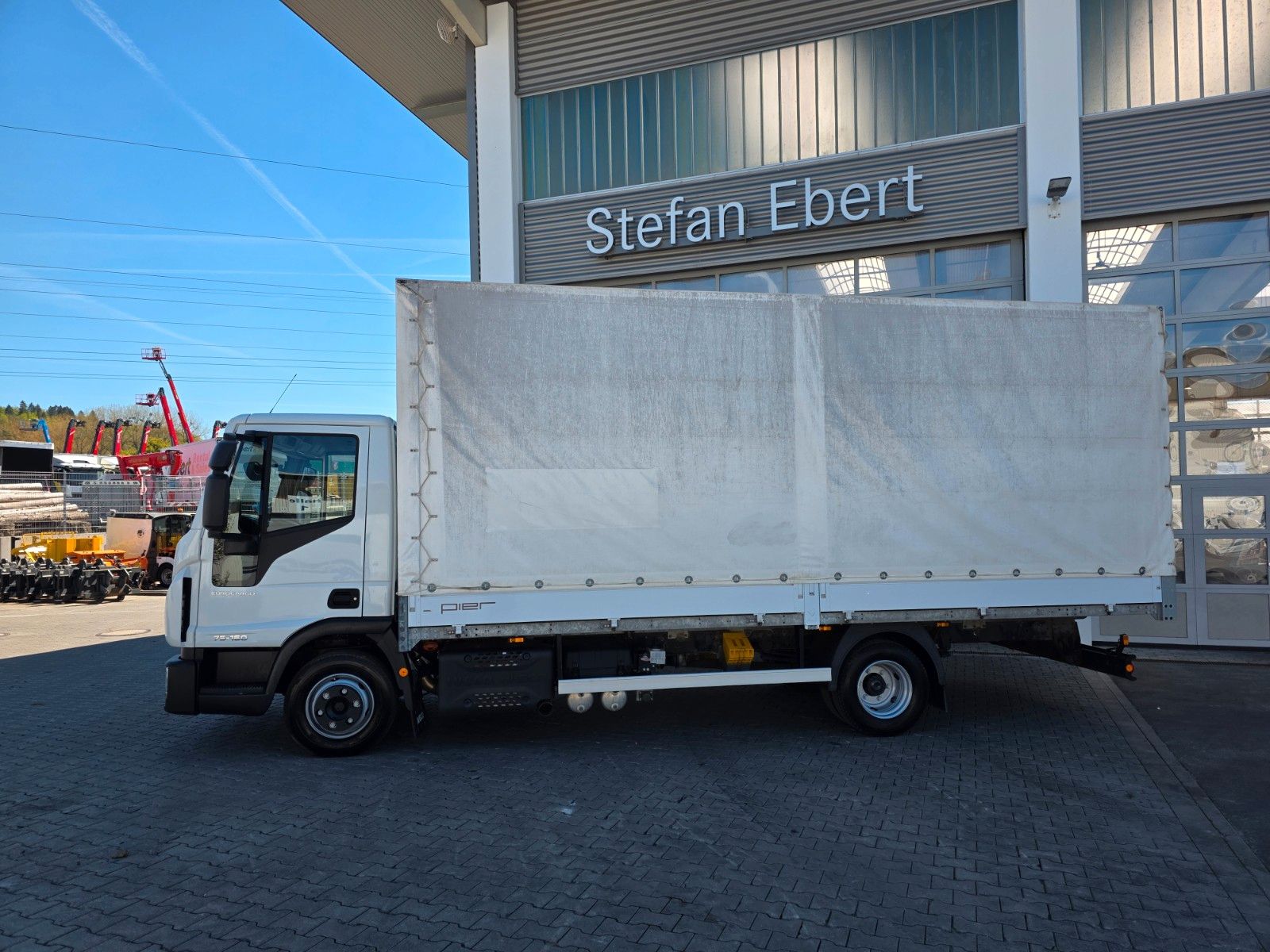 Fahrzeugabbildung Iveco Eurocargo ML75E16 Klima 3 Sitze