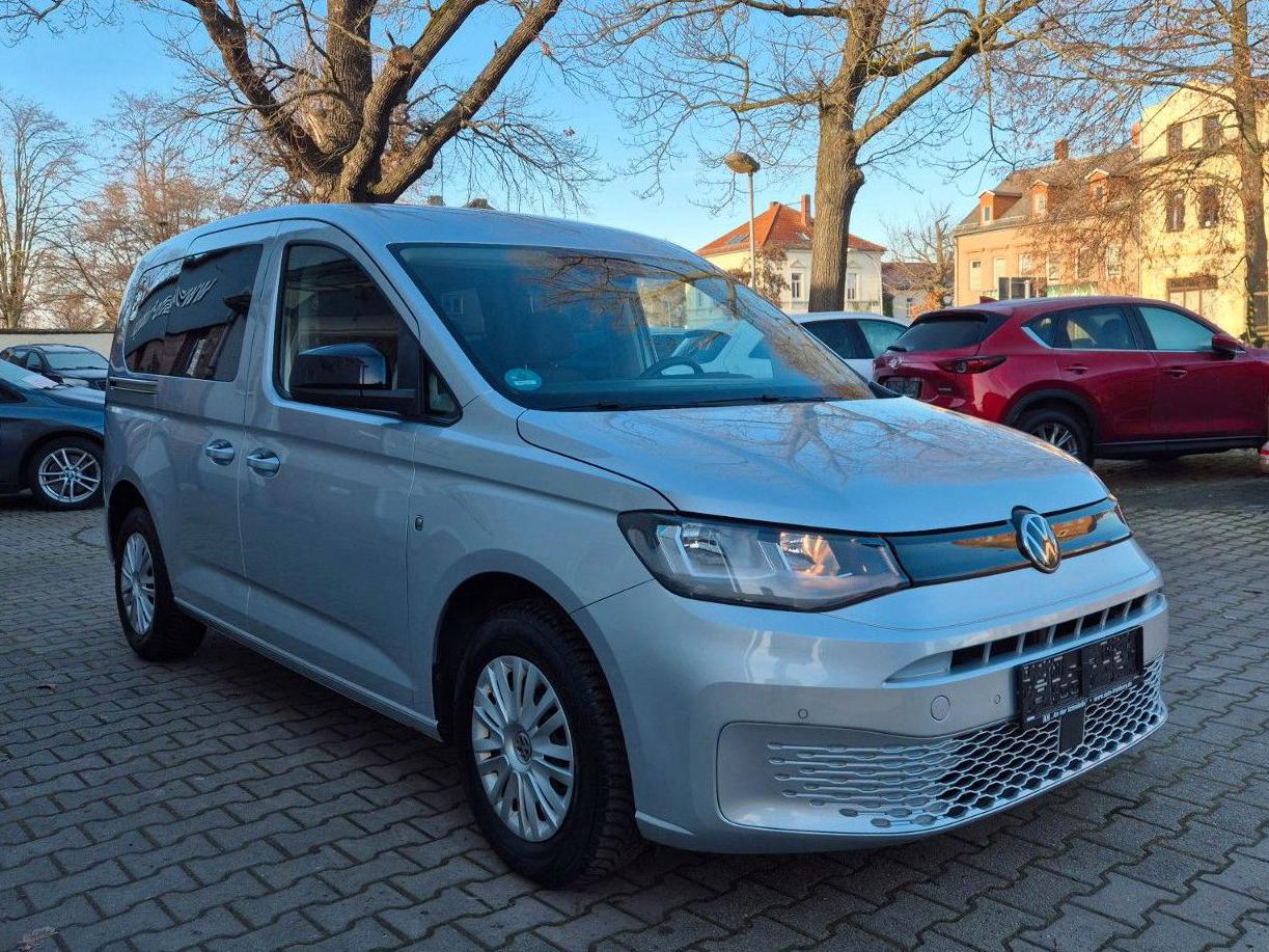 Volkswagen Caddy 2.0 TDi,Navi,Klimaaut.Sitzhzg,Heckflügetür