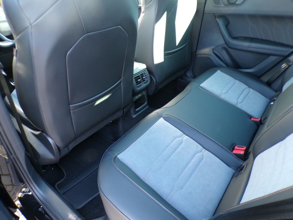 Fahrzeugabbildung CUPRA Ateca VZ 2.0 TSI DSG 4Drive Tribe Edition