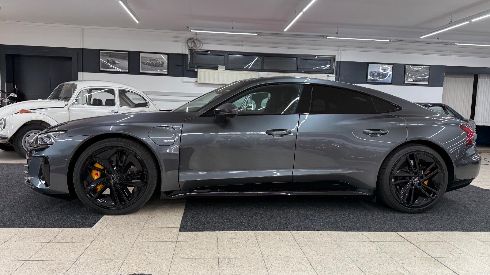 Audi e-tron GT*Laser*Carbon*21 Zoll*Dynamic*Carbon
