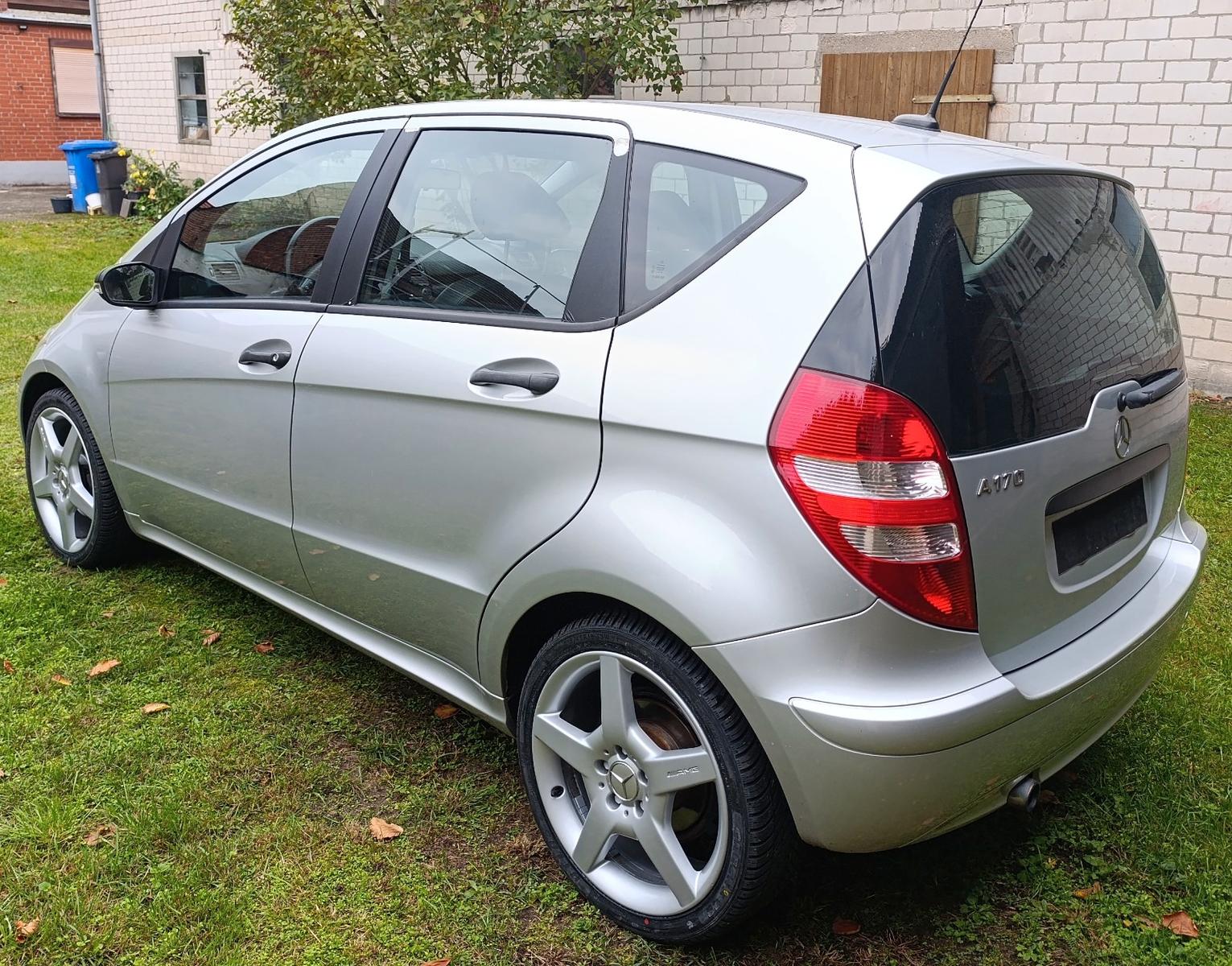 Mercedes-Benz A170 2006 — двигун 1.699 cm³, 116 HP (85kW)