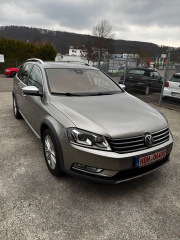 Volkswagen Passat Alltrack Variant *4Motion*Panorama*Leder*