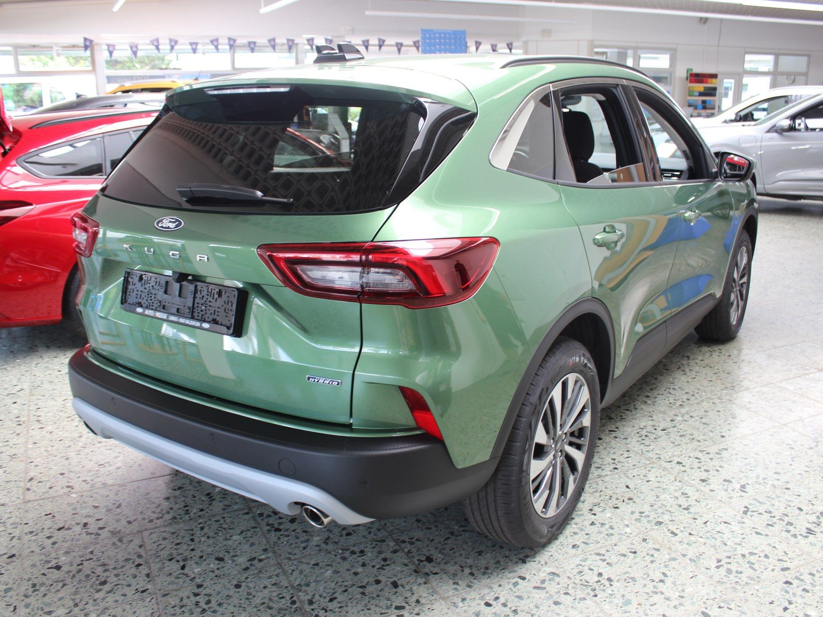 Fahrzeugabbildung Ford Kuga Plug-In Hybrid Titanium